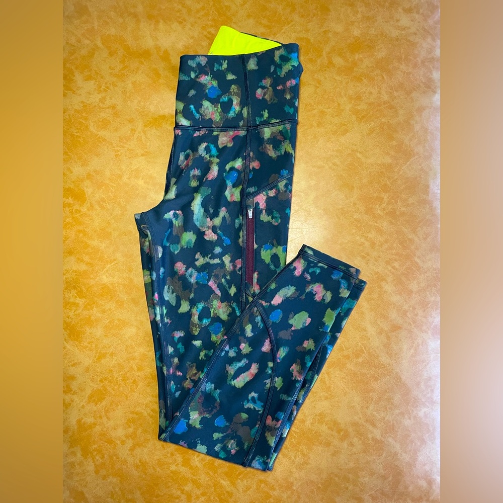 ATHLETA | Rainier Leopard Tight | XS